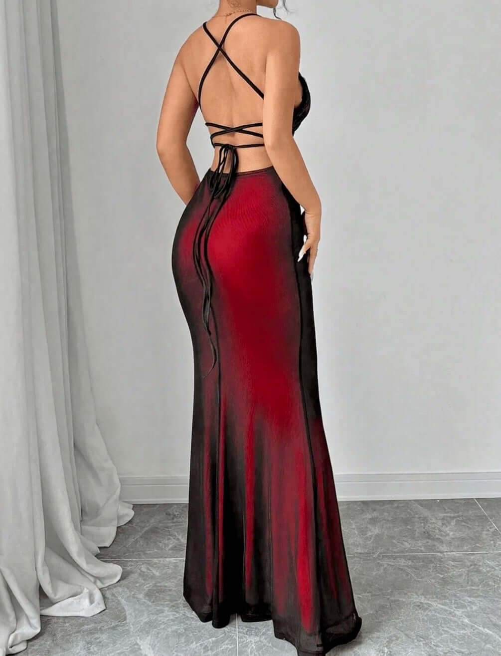 Scarlet Muse Backless Bodycon Dress
