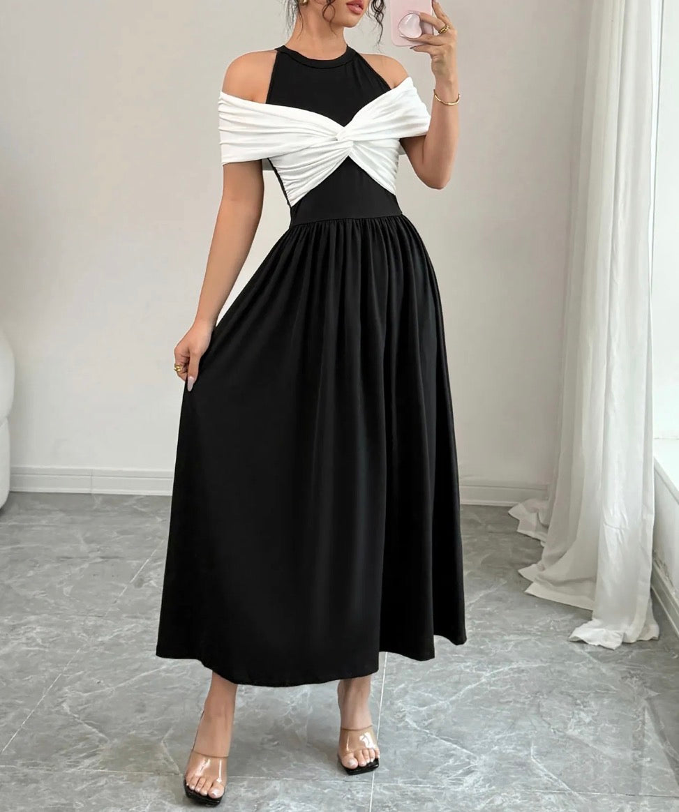 Luxe Noir Twist Maxi Dress